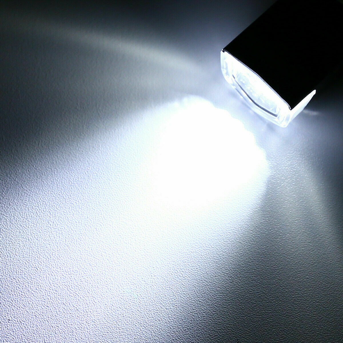 Phare de vélo à LED rechargeable par USB, éclairage de vélo, éclairage avant et arrière, éclairage de vélo à LED rechargeable par USB, résistant à la pluie 